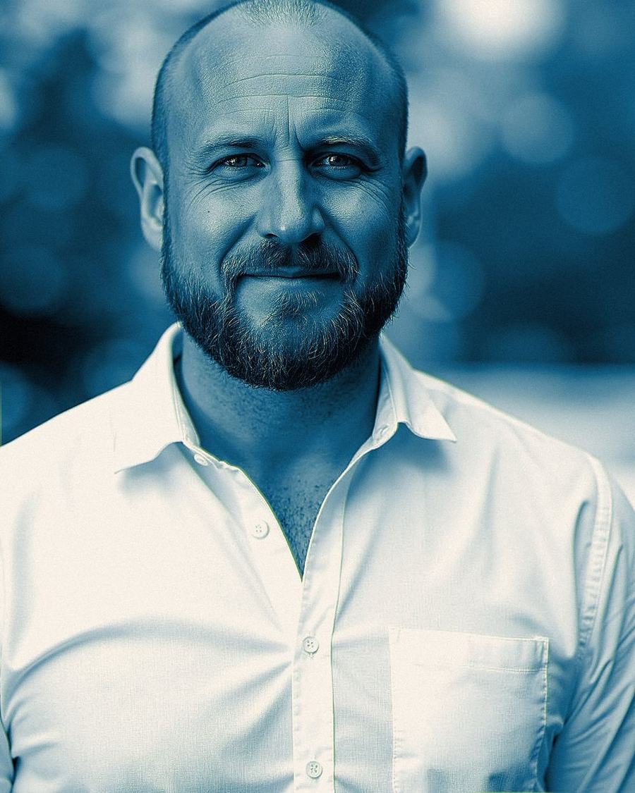 Chris C. Welch